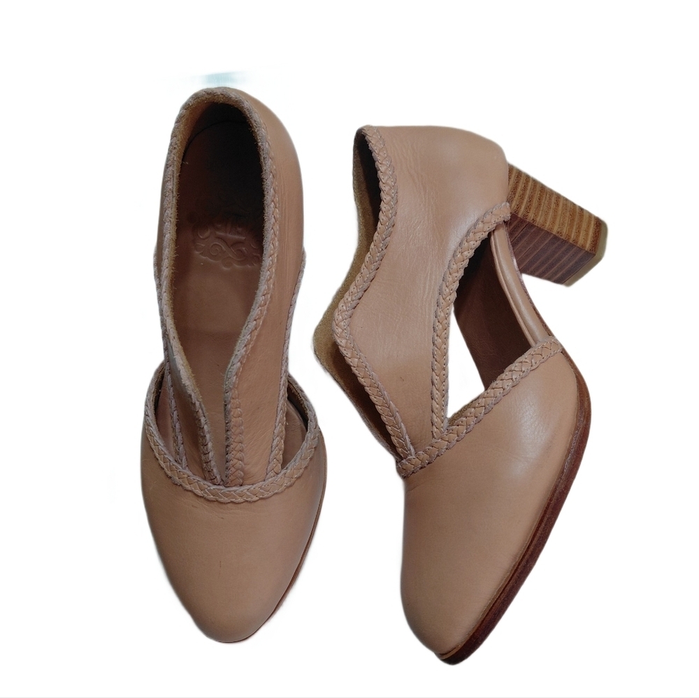 ELF Spirit Walker Cut Out Booties Size 9.5 Blush Braided Leather Heels